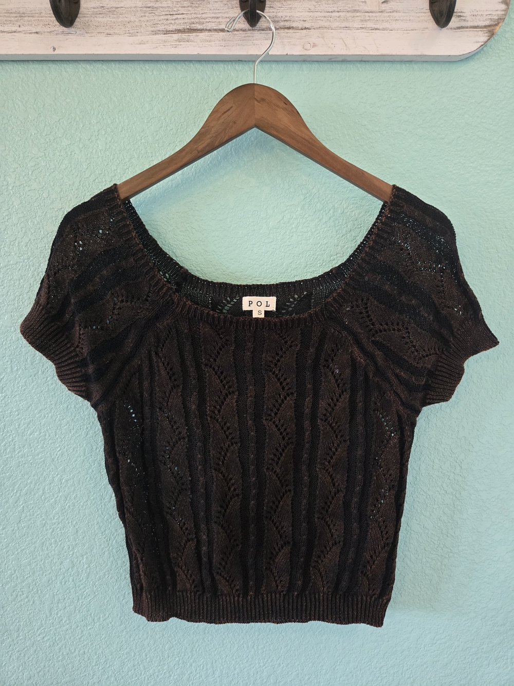 POL Scoop-Neck Short-Sleeve Knit Top in Black